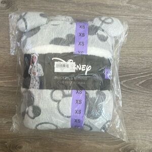 🎁🍁DISNEY JUMPSUIT PAJAMA